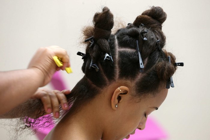 ¿Cómo domar el cabello rizado?