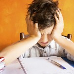 niño estudiando