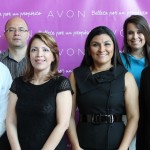 parte del equipo AVON durante el lanzamiento(1)