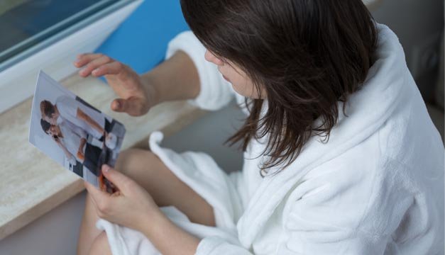 ¿Seguir en contacto con tu exnovio/a?