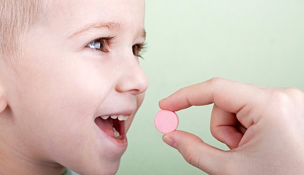 ¿Debo darle vitaminas a mi hijo?