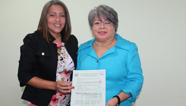 Laboratorios HealthCo recibe certificación de Buenas Prácticas de Manufactura