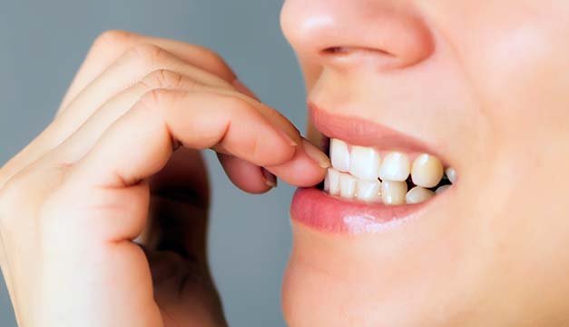 ¡No te muerdas las uñas! Cómo desviar la ansiedad