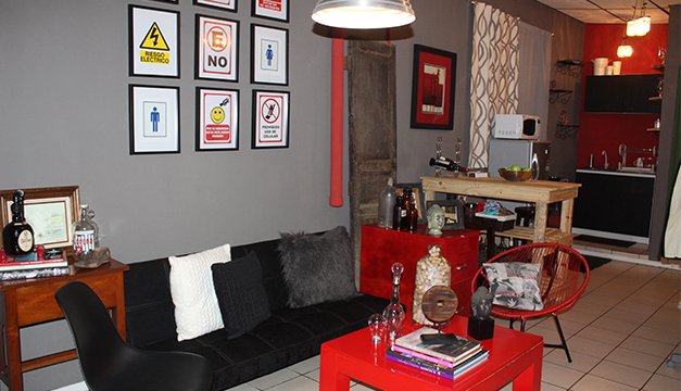 Apartamento con estilo industrial, cálido y moderno