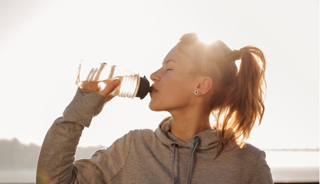 Agua, ¿Antes, durante o después del ejercicio?