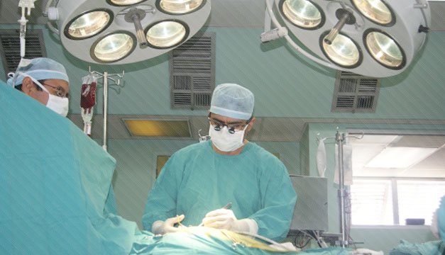 Realizan jornadas de cirugía de corazón abierto en niños