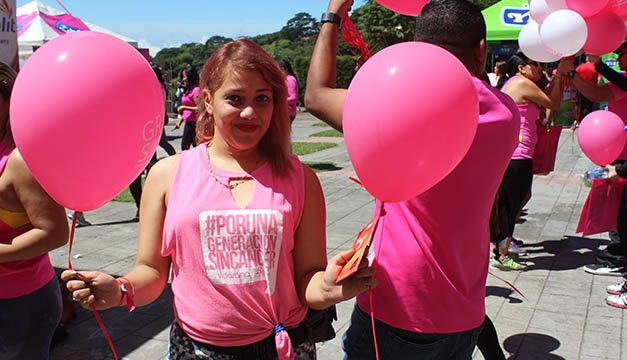 Celebraron la vida al ritmo del Pink Mega Dance