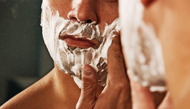 5 formas de evitar la irritación después del afeitado