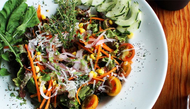 Coconut salad el almuerzo más saludable para tu domingo