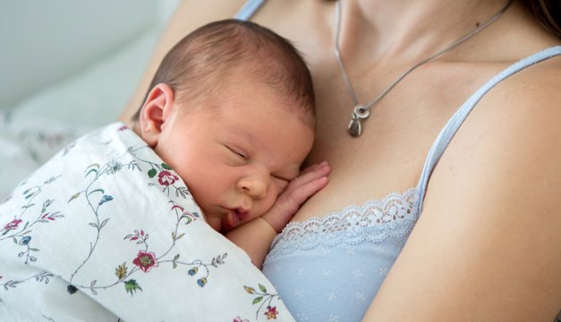 La lactancia materna es un regalo para cuidar tu corazón