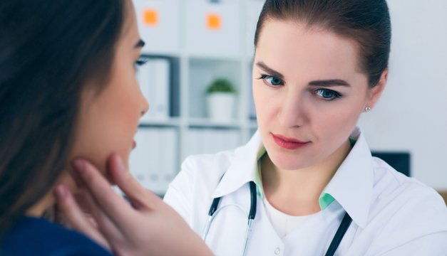 ¿Pérdida de peso inexplicable, fatiga o sudoración? Primeras señales de un linfoma