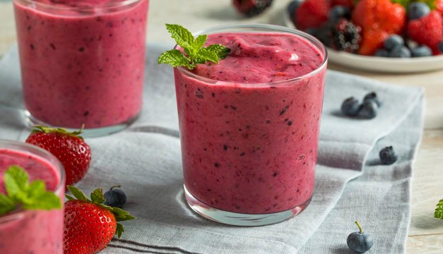 Smoothie con leche de soya y frutas