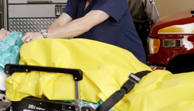 Médicos reviven a una mujer tras más de seis horas en paro cardíaco