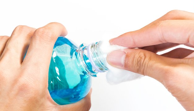 Los usos muy pocos conocidos del agua oxigenada