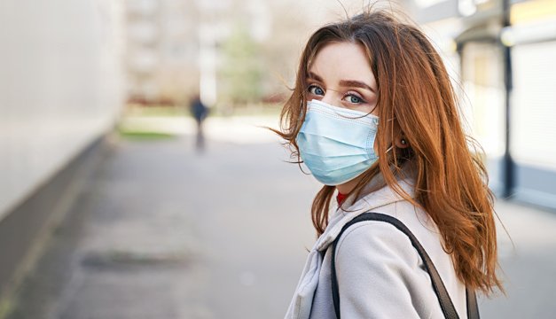 ¿Es correcto desinfectar las mascarillas? ¿Cuántas veces es correcto usarlas?