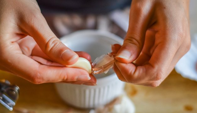 ¿Por qué es bueno tomar un ajo al día?