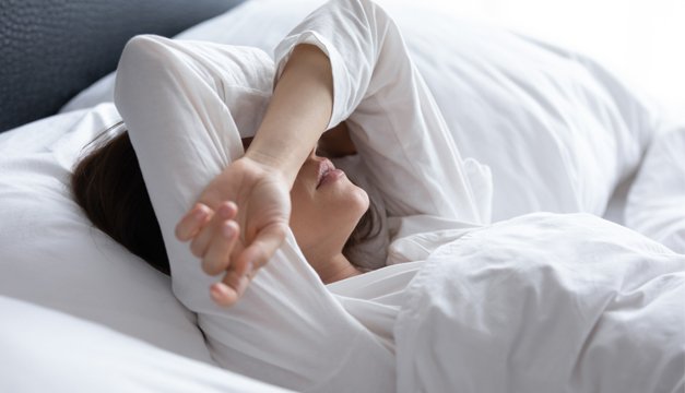 Recomendaciones para poder dormir después de un día lleno de estrés