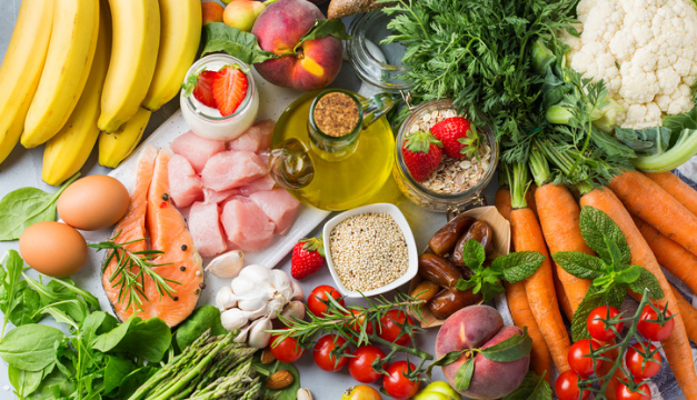 ¿Hay que seguir usando una mascarilla al aire libre?