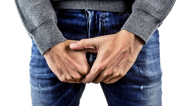 Pacientes no vacunados contra COVID-19 desbordan hospitales en EEUU