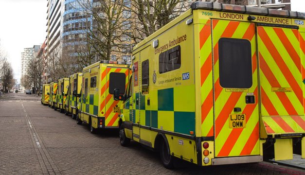 La salud pública de Inglaterra vive la mayor huelga de su historia