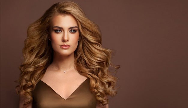 Protege tu cabello ondulado con estos tips caseros