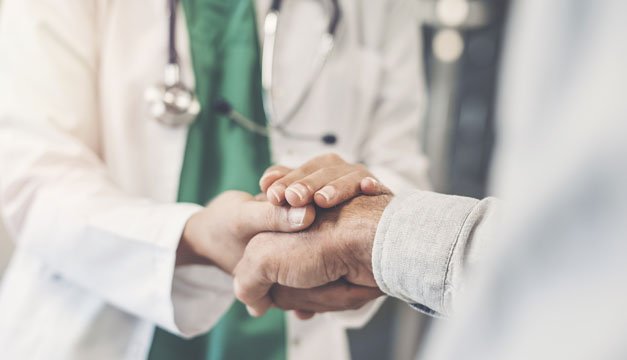 El cáncer, poco a poco, quita su máscara