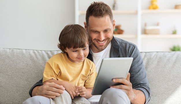 Cosas que nunca deberías publicar en la red sobre tus hijos