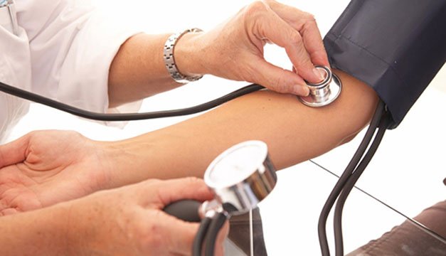 Cuida los niveles de tu hipertensión: tu cuerpo te lo agradecerá