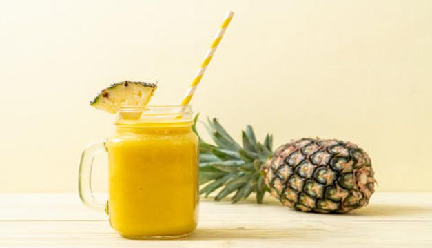 Acelera tu metabolismo con este licuado de piña