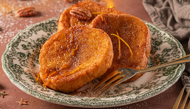 Esta es la receta tradicional europea de las "torrijas" o "torrejas", populares en Latinoamérica