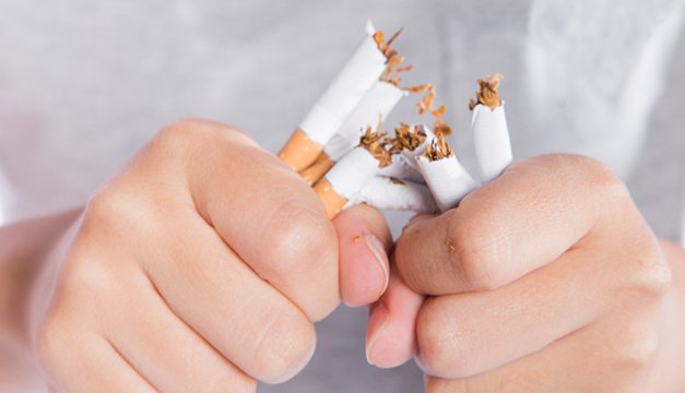 ¿Por qué debes compartir el deseo de dejar de fumar y cómo superar las recaídas?