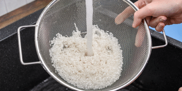 ¿Deberíamos lavar el arroz y qué pasa si no lo hacemos? Una ingeniera en alimentos nos responde