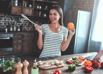 Celebra el Día Mundial de la Alegría con color, sabor y bienestar en tu mesa