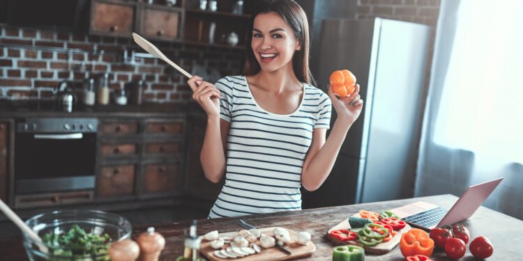 Celebra el Día Mundial de la Alegría con color, sabor y bienestar en tu mesa