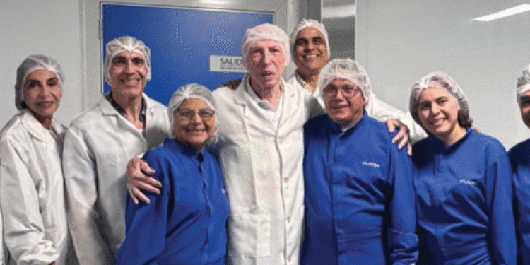 EL SALVADOR DESPIDE A UNO DE SUS GRANDES HOMBRES