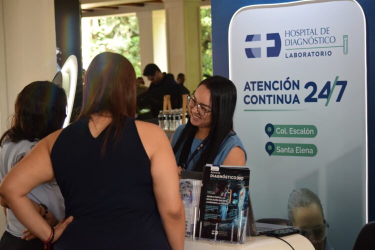 Longevidad y medicina preventiva: Dr. Patricio Ochoa comparte las claves para vivir mejor en El Salvador