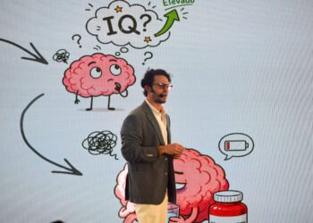 Longevidad y medicina preventiva: Dr. Patricio Ochoa comparte las claves para vivir mejor en El Salvador